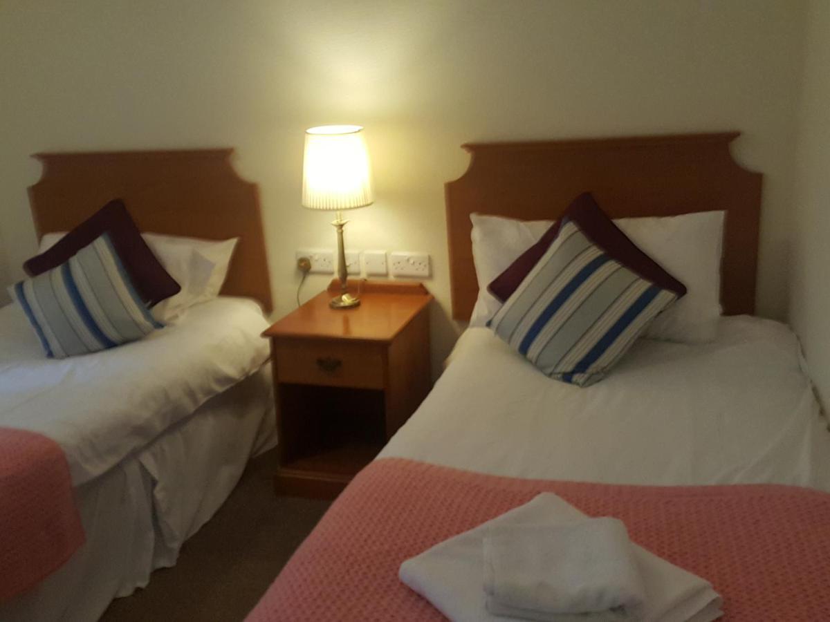 The Spread Eagle Hotel Jedburgh Buitenkant foto