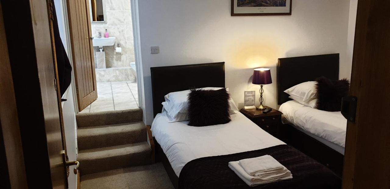 The Spread Eagle Hotel Jedburgh Buitenkant foto